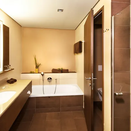 호텔 팔켄슈타이너 호텔 앤 스파 바트 레온펠덴 4*