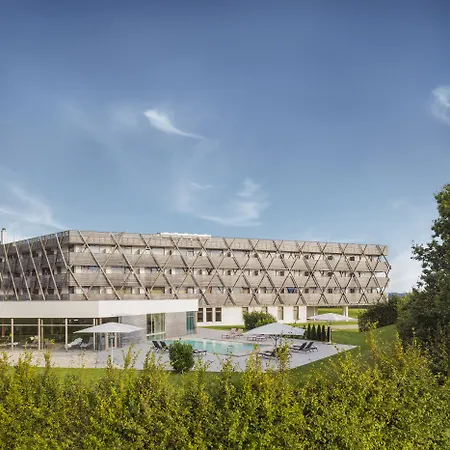 호텔 팔켄슈타이너 호텔 앤 스파 바트 레온펠덴